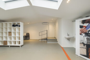 OLYMPUS DIGITAL CAMERA OLYMPUS DIGITAL CAMERA